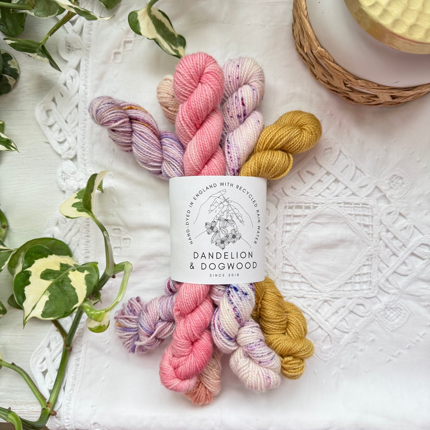 Granny’s Bonnet’s Mini Set